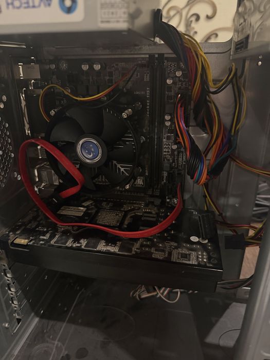 Кейс компьютера . Не дорого