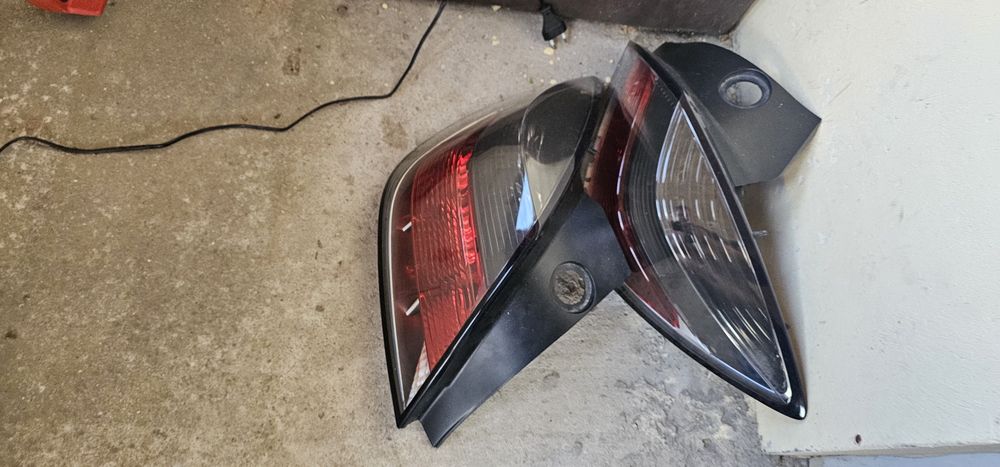 Triple/stopuri opel astra h gtc