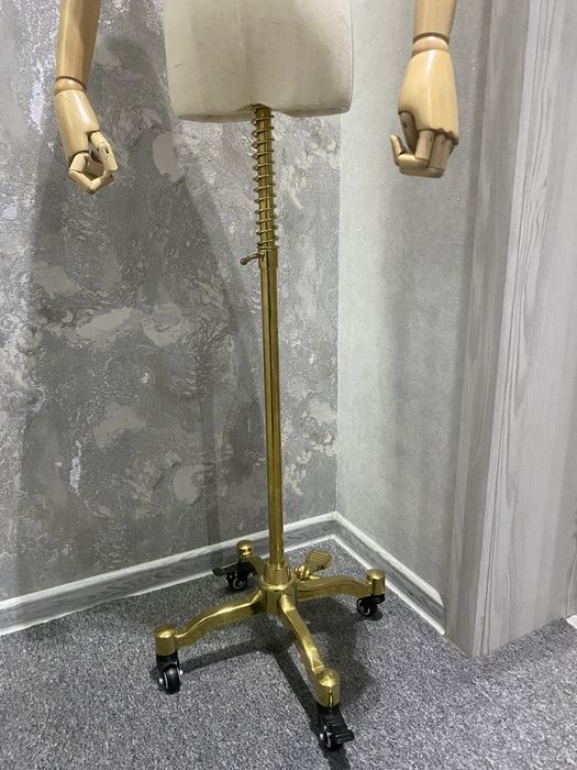 Maniken 990000som