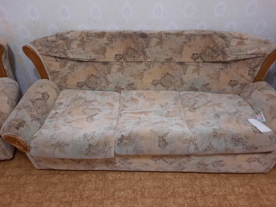 Диван и 2 кресла