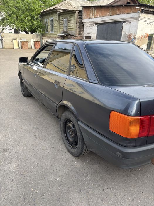 Продам Ауди 80 б3