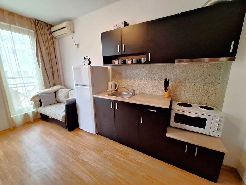 Продава се Двустаен апартамент в к.к. Слънчев бряг - 40 кв.м за 998 €/кв.м - Снимка #2