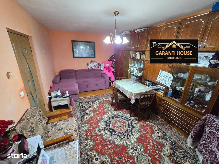 Republicii, apartament cu 2 camere, decomandat, 65 900€ negociabil