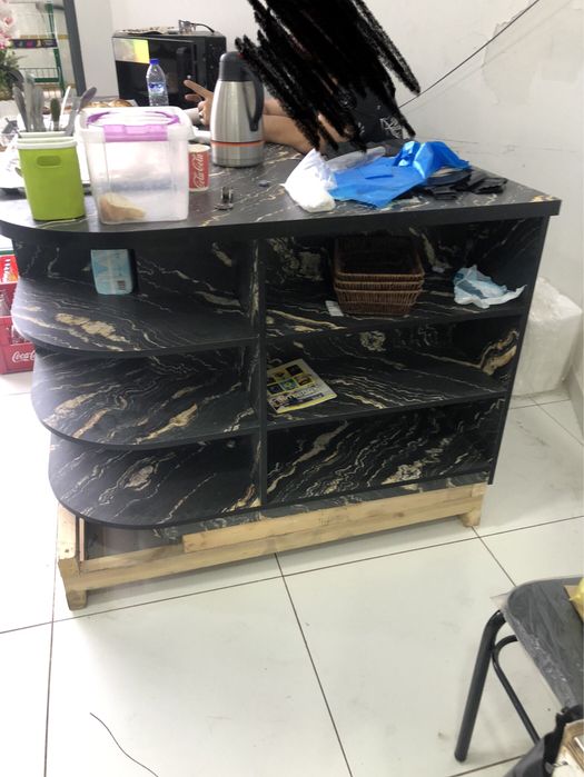 Касса стол магазинга ресепшнга