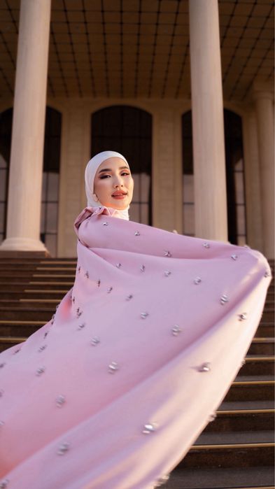 Malli платья вечерных