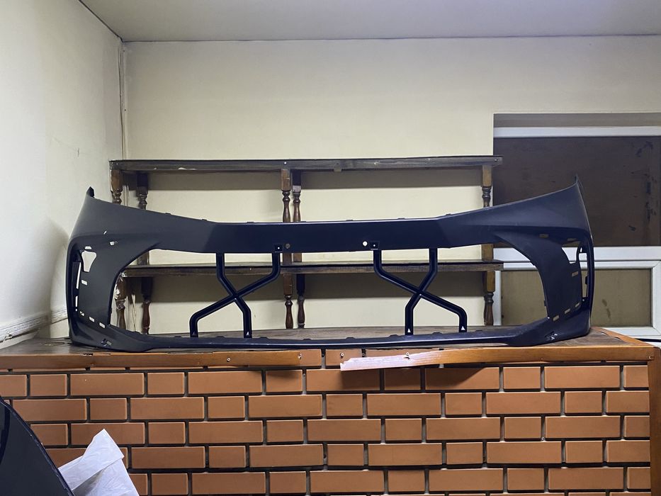 Передний бампер Toyota Camry 80 (Камри 80) Новый Дубликат