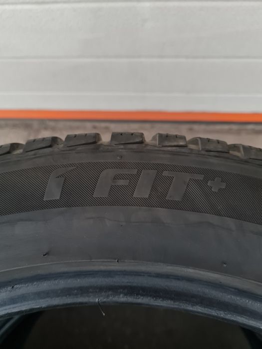 Зимни гуми 2 броя LAUFEN IFit 245 45 R18 дот 4121