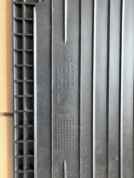 OEM гумени стелки BMW e39