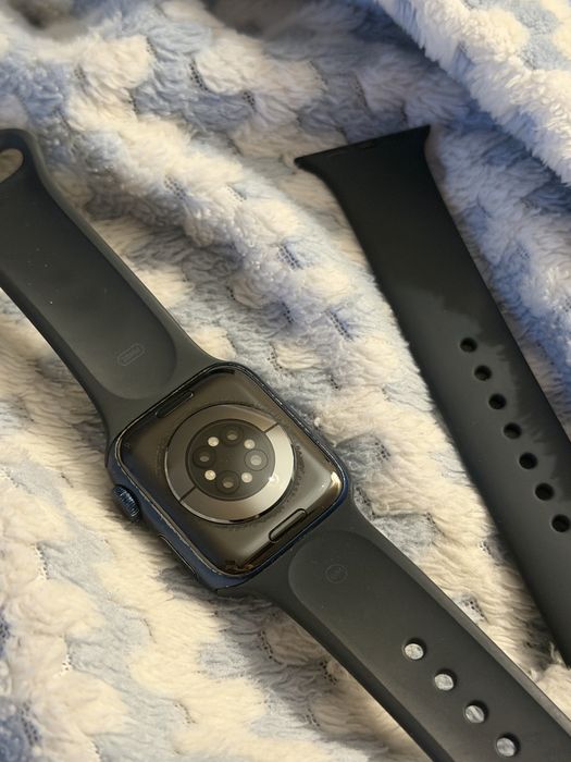 Продам Apple Watch Series 6, 40 мм (Blue)