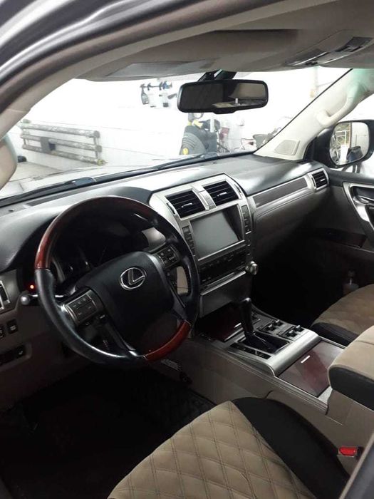 Продам автомобиль марки Lexus GX-460