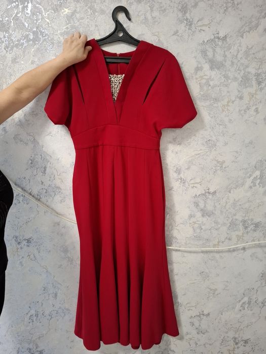 Продам платья в отличном состоянии