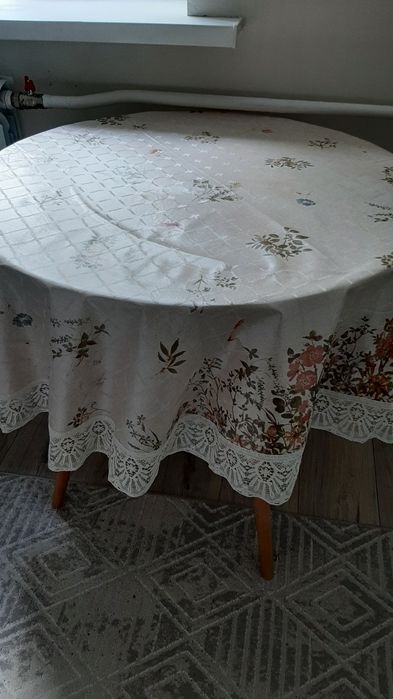 Скатерть круглая