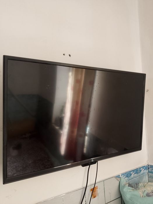 Продам телевизор