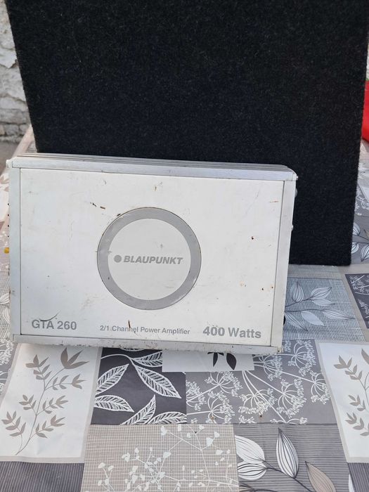 Комплект бас каса Alpine + усилвател Blaupunkt