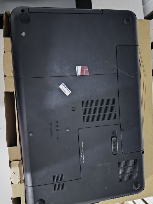 HP Pavilion G6 (Intel Core i5-3210M / 8 ГБ / 500 ГБ)