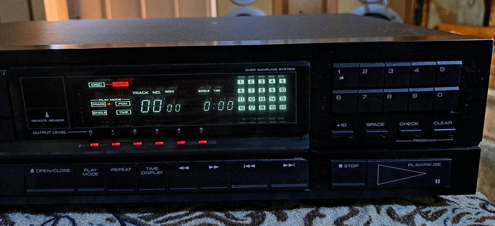Kenwood DP-880SG - CD Player