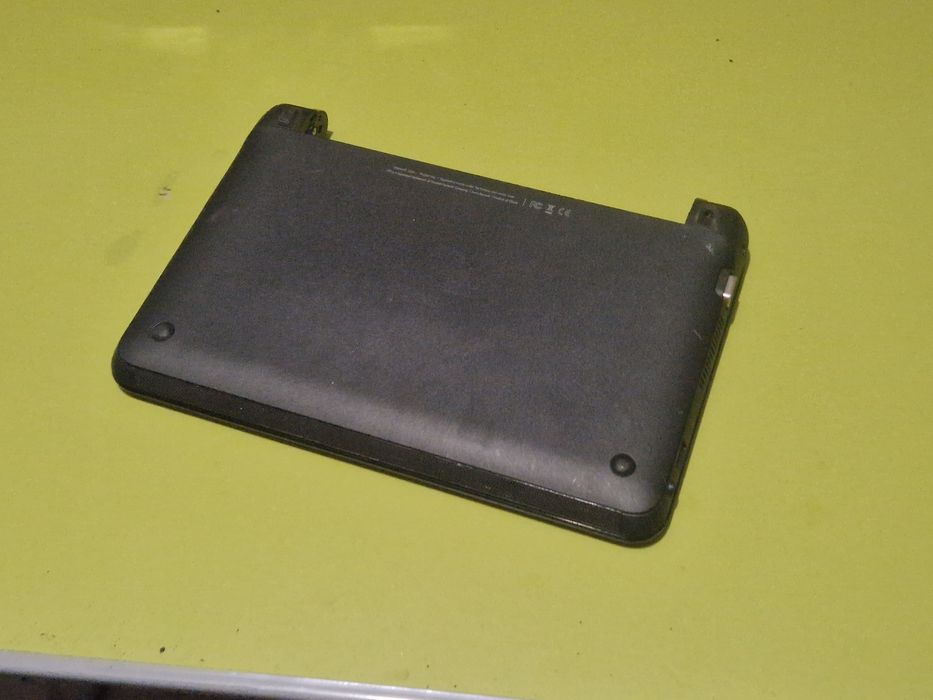 Laptop Compaq pentru piese.