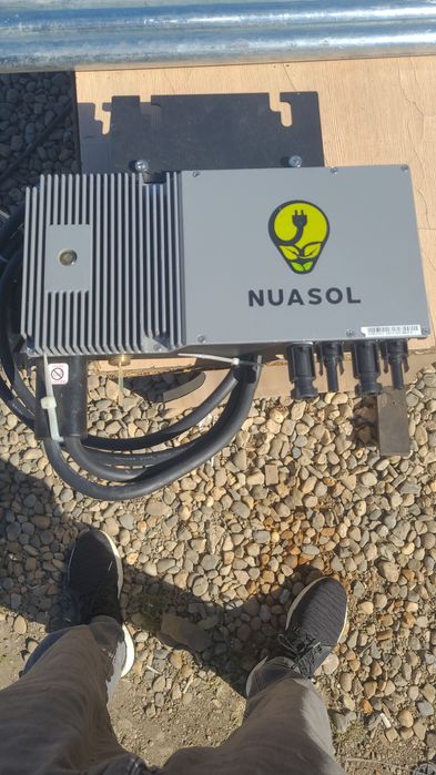 Invertor pt panouri solare de 600wati cu aplicatie de  pe tel