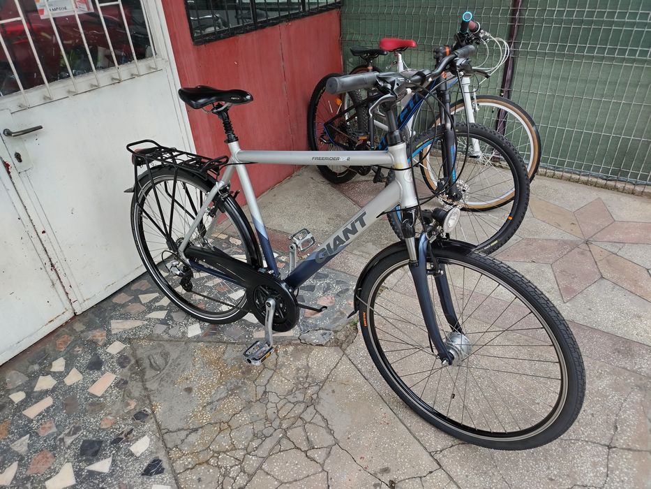 Bicicleta bărbătească Giant Free Rider RS2