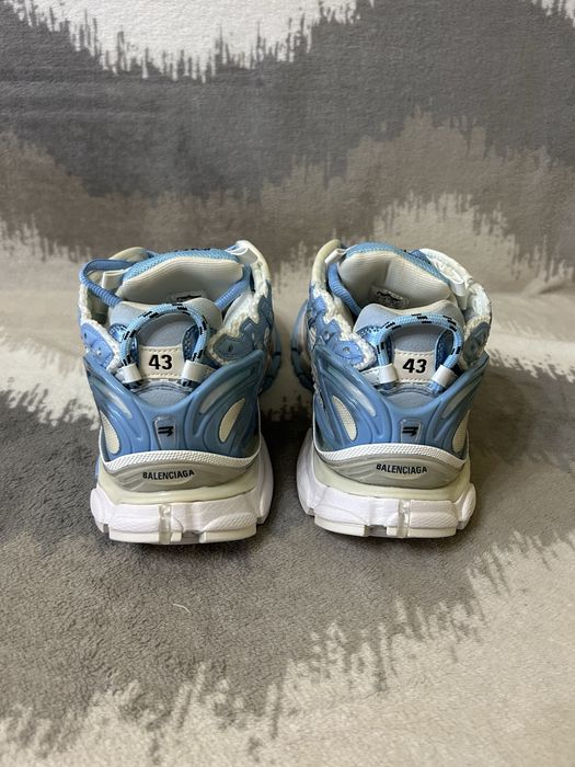 Balenciaga Runner Baby Blue size 43