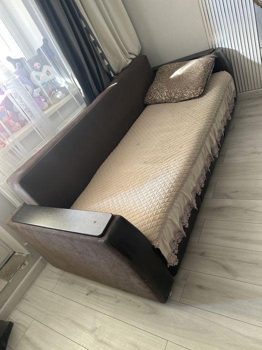 Продам диван 220*100 цена 30.000 торг