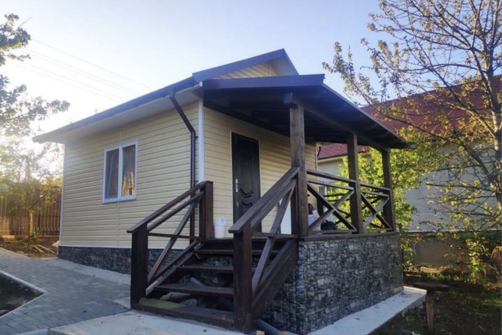 Vand foisor de gradina