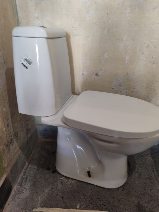 Моноблок ЕСЕ с долно оттичане