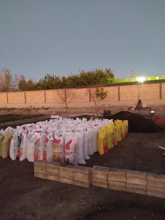 Чекланмаган миқдорда сифатли биогумус бор. Қоракўл тумани.