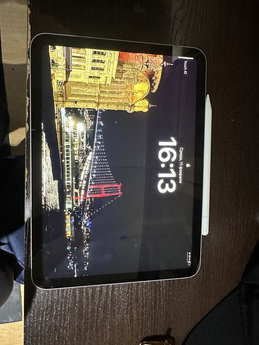 Продается iPad 10 с гарантией