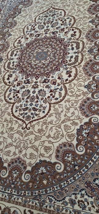 Ковер 2.5 м × 4 м