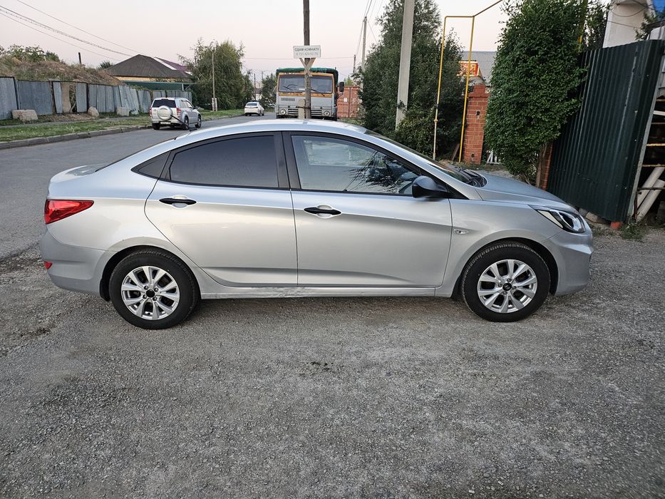 Продам Hyundai Accent 2011