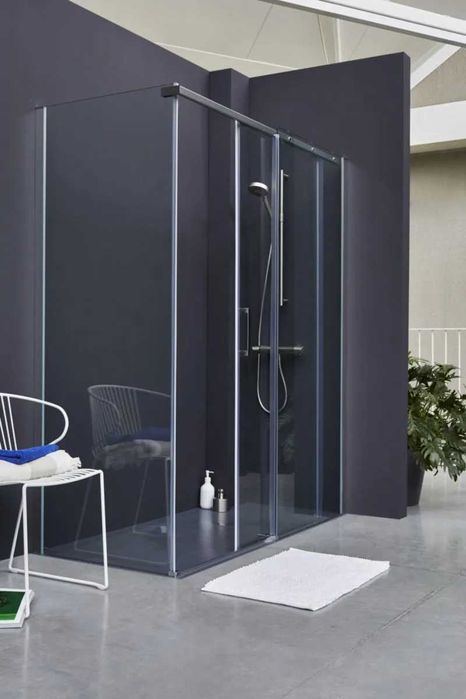 Фиксирана душ преграда 90×195 см черен профил 8мм стъкло Jacob Delafon