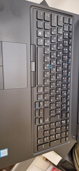 Лаптоп Latitude 5590