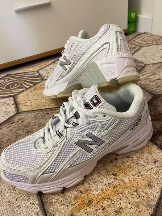 Кроссовки New Balance новые