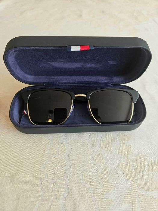 Tommy Hilfiger слънчеви очила