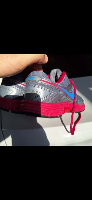 Дамски маратонки Nike 37,5