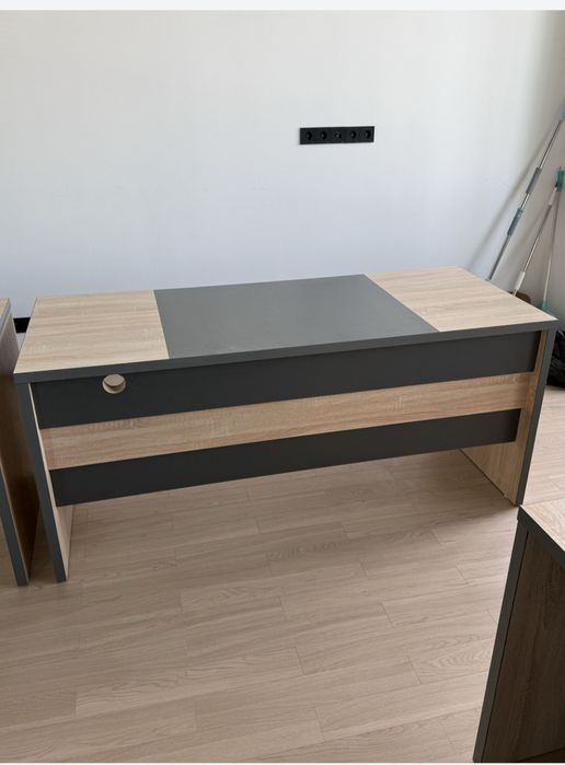 Продам письменный стол!