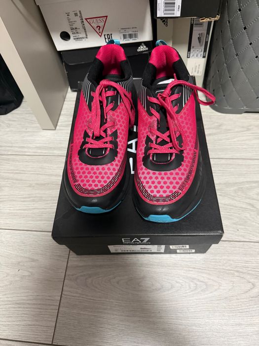 Emporio Armani EA7 Crusher Distance