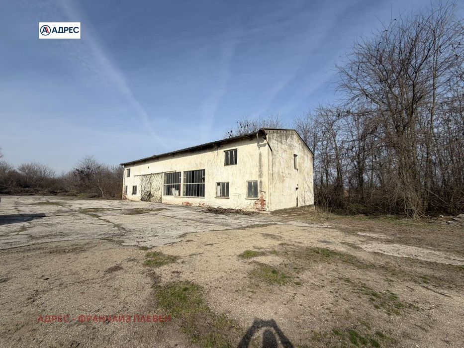 Продава се Склад в с. Бутово, Област Велико Търново - 363 кв.м за 85 €/кв.м - Снимка #3