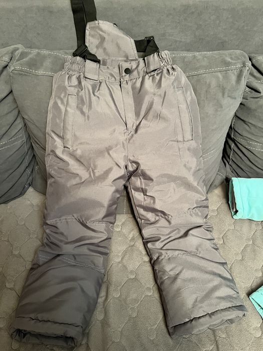 Продам детский зимний костюм