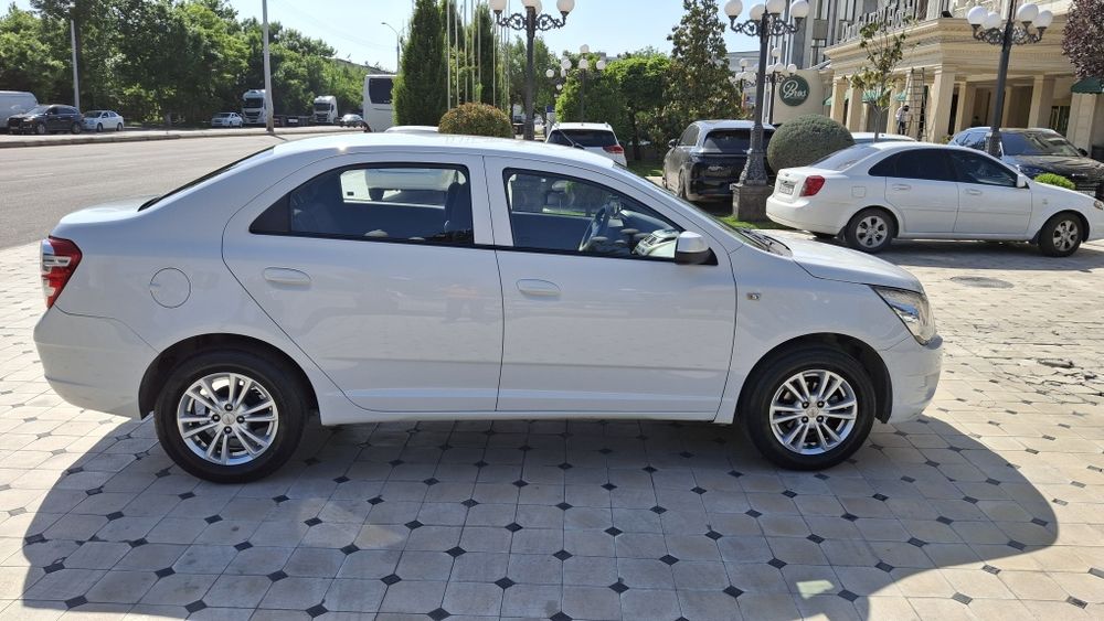 Chevrolet Cobalt 2023 — 5