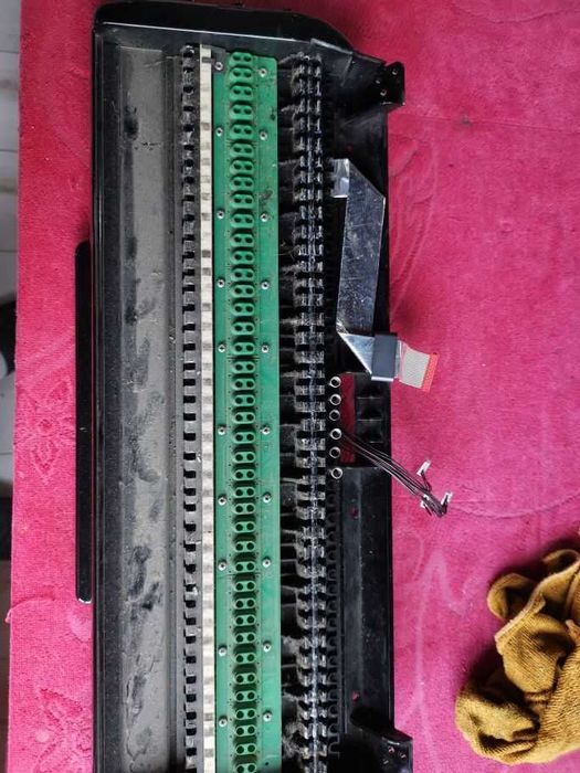 Service Mentenanta/Igienizare/Reparatii/Resoftari Acordeon Roland FR8x