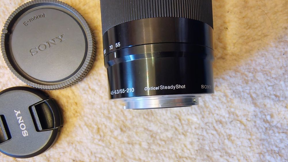 Obiectiv Sony E mount 55-210mm