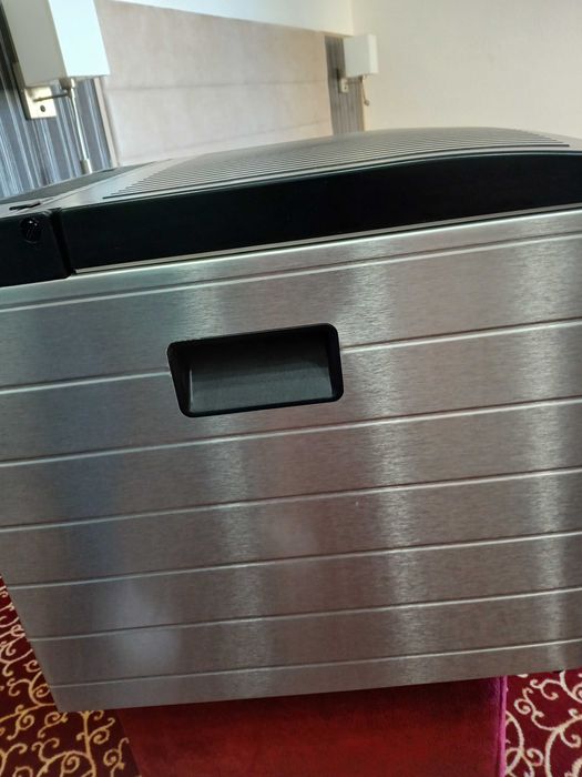 Хладилник на газ  12,220v