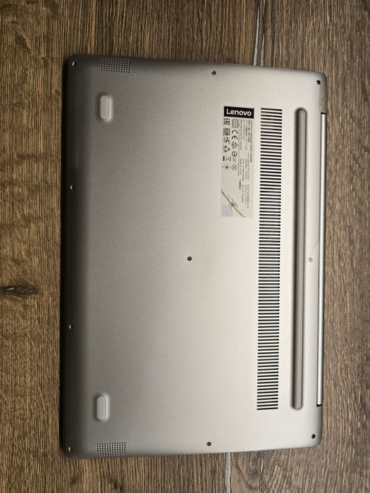 Lenovo IdeaPad 330S – Ryzen 3, 8GB RAM, 256GB NVMe SSD + 1TB HDD