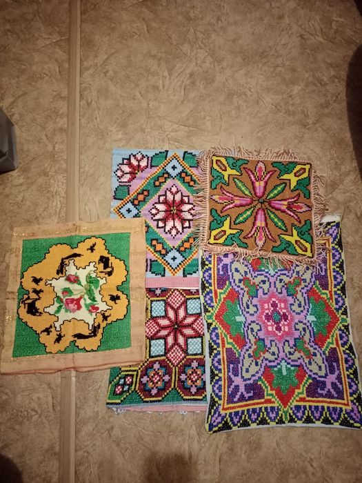 Продам сумки и наволочки с вышивкой