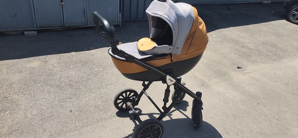 Продам коляску 3 в 1 Anex Sport