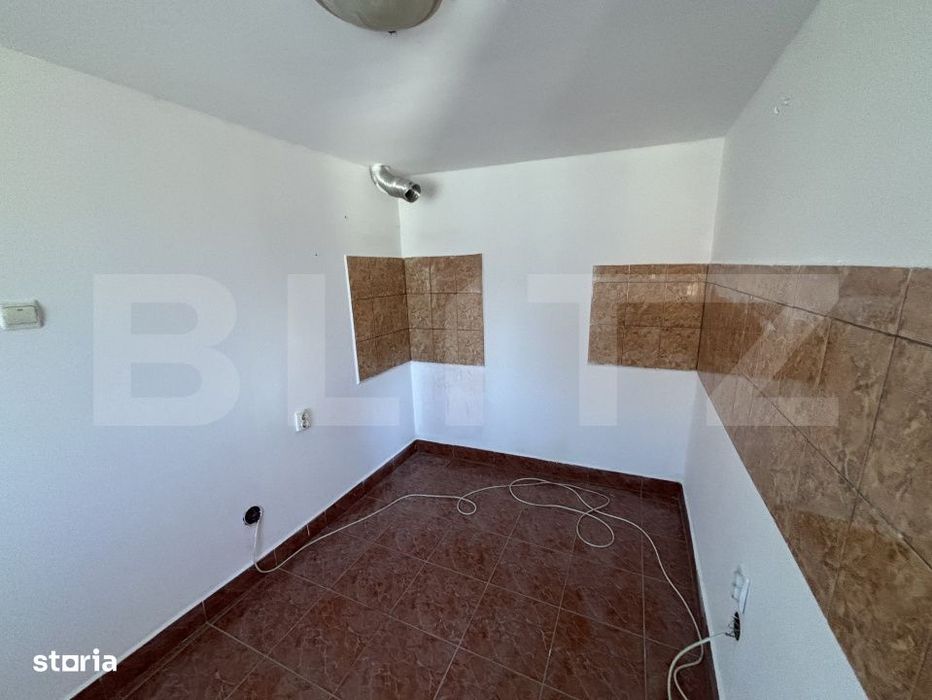 Casa de vanzare, zona linistita, in Recea