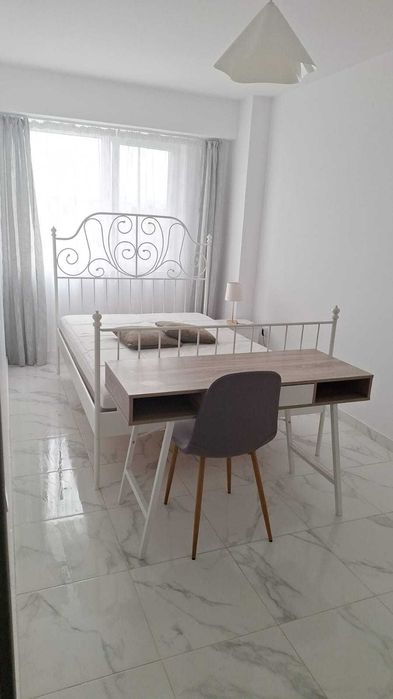 Inchiriez apartament nou 2 camere complex Fiald Bacovia