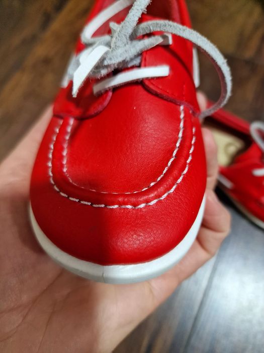 Mocasini piele roșii